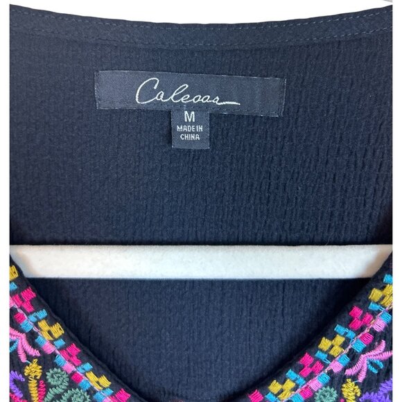 Calessa Black Textured Rainbow Embroidered Boho Bell Sleeve Top Size M Peasant - Picture 5 of 8